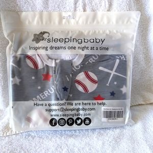 Sleeping Baby Zipadee-Zip Swaddle Transition